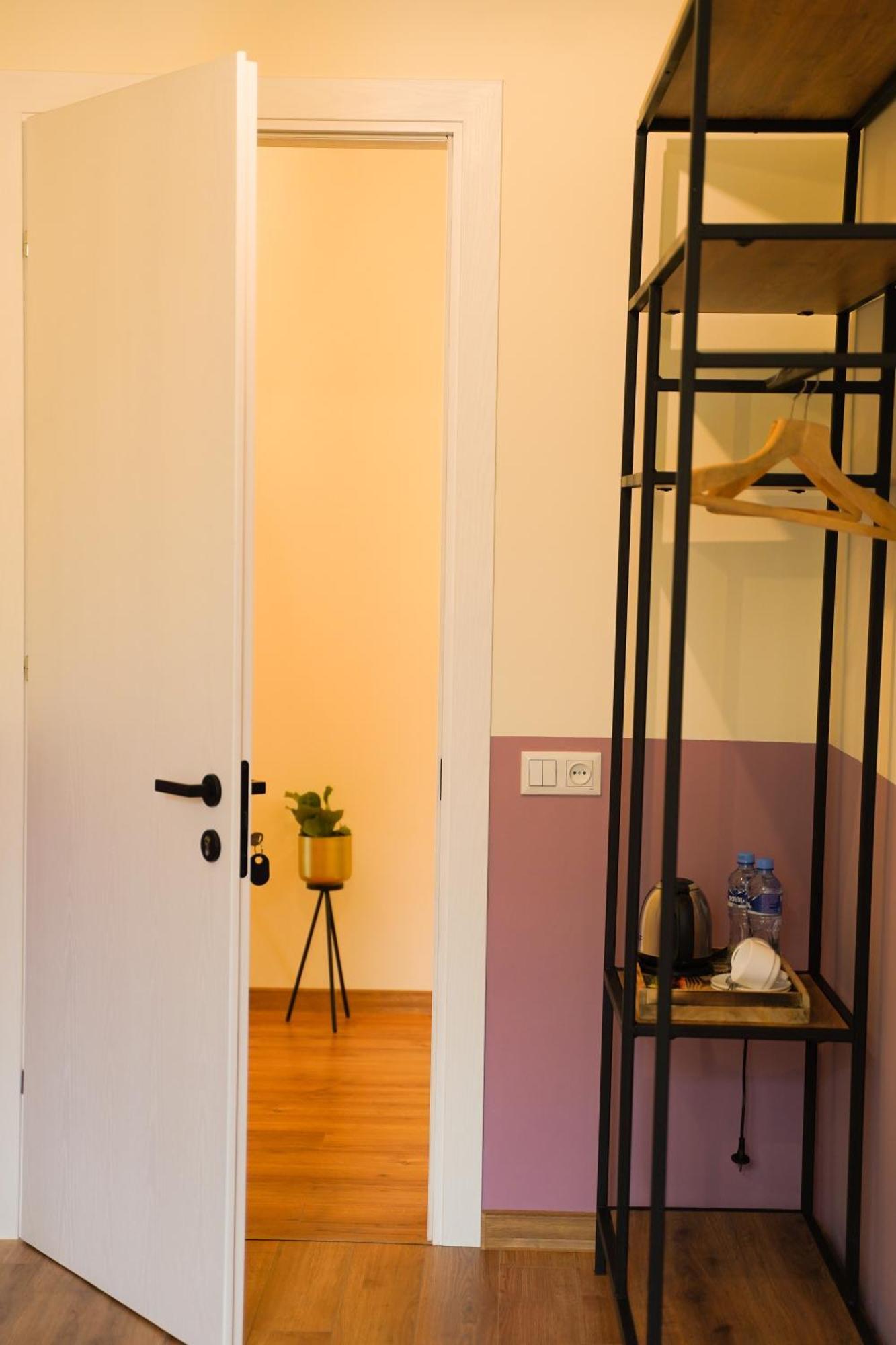 Dro Hotel Kutaiszi Kültér fotó