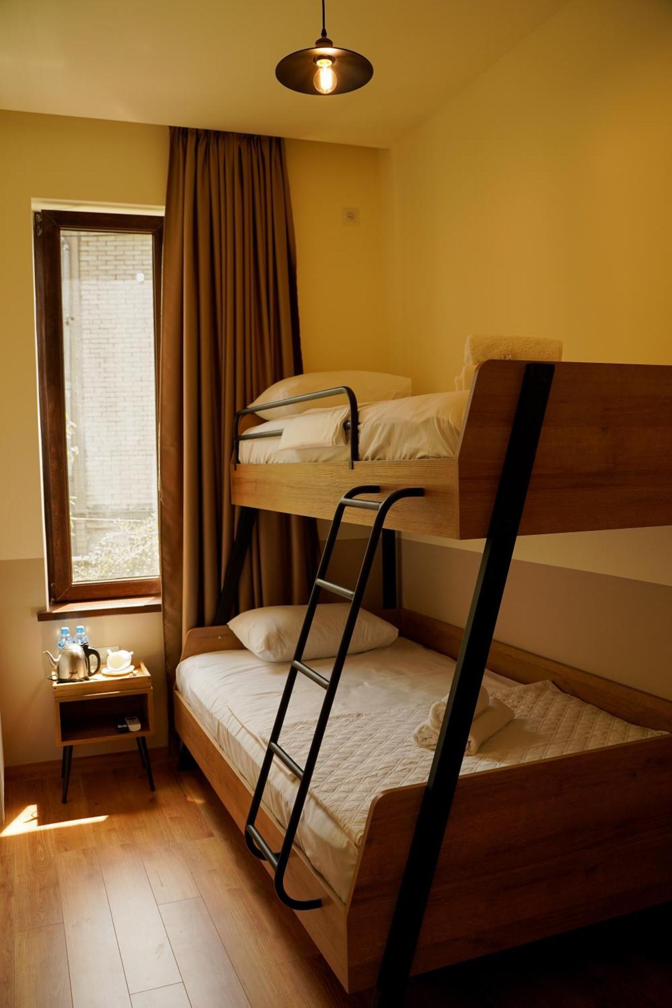 Dro Hotel Kutaiszi Kültér fotó