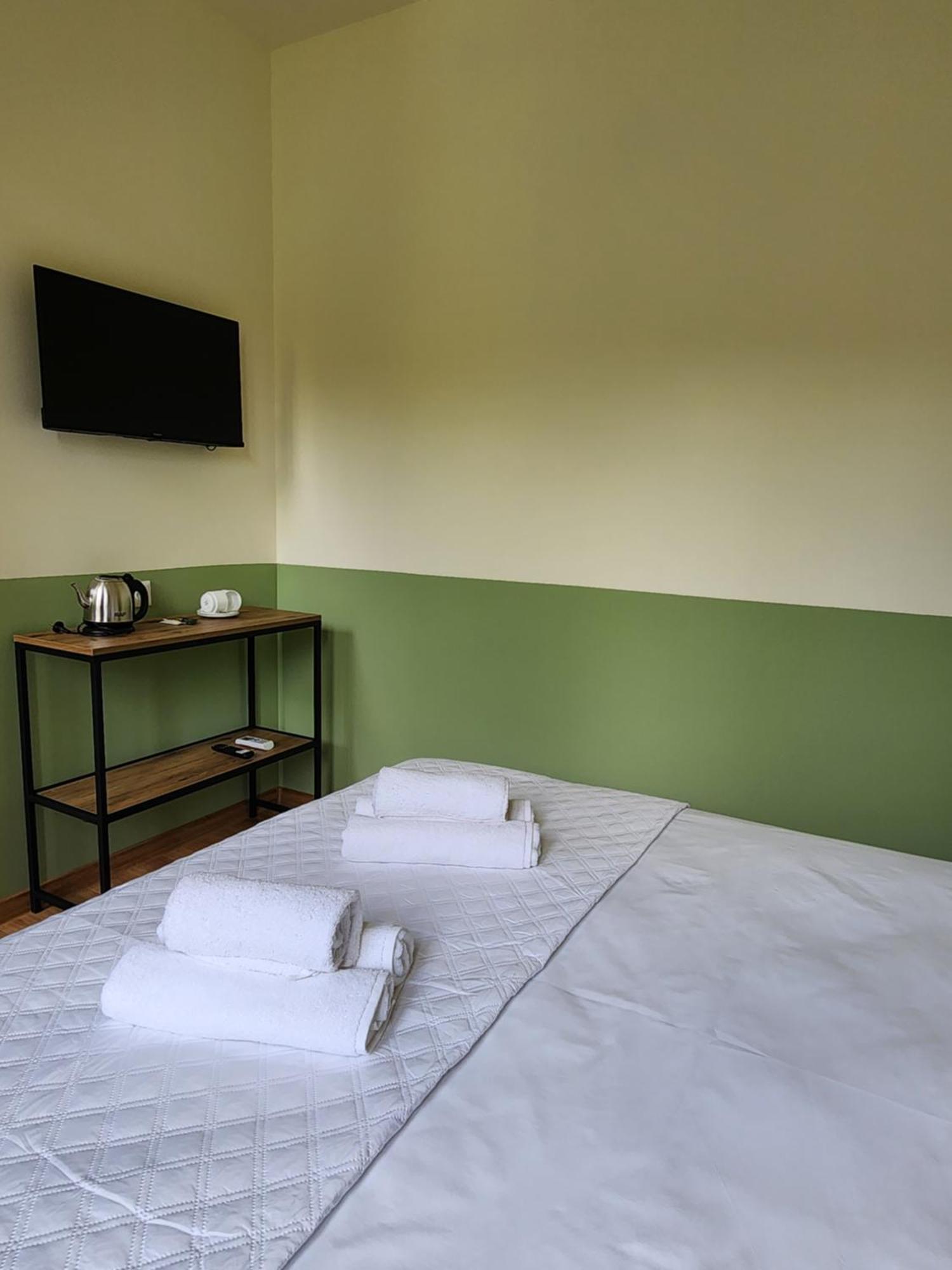 Dro Hotel Kutaiszi Kültér fotó